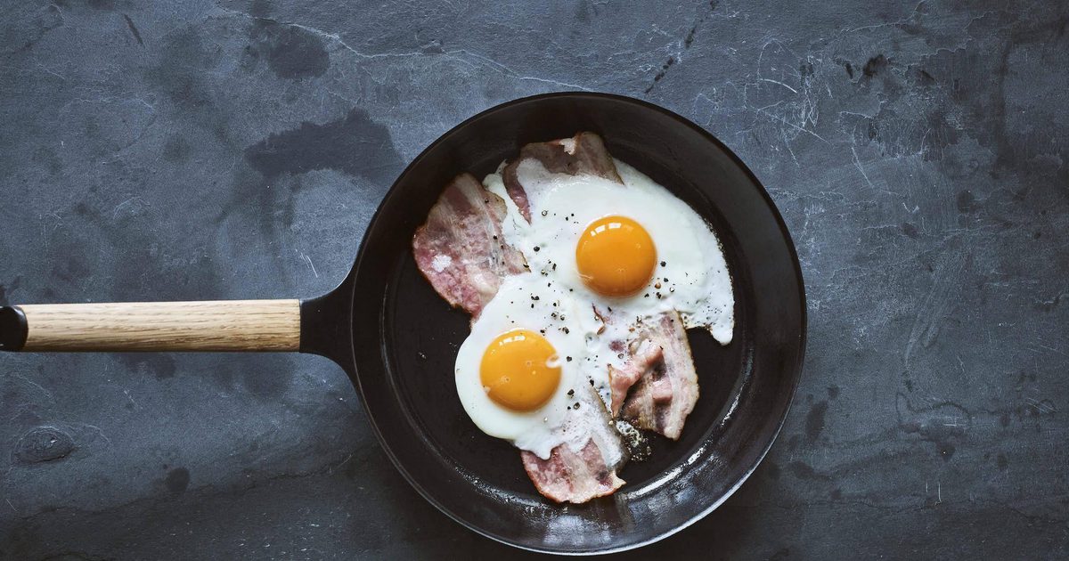 Frying Eggs on Cast Iron: Perfect Tips for Flawless Breakfast